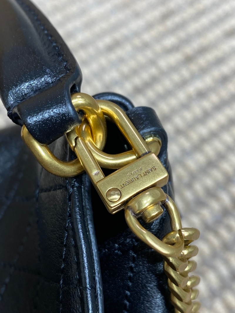 Y51 bucket bags
